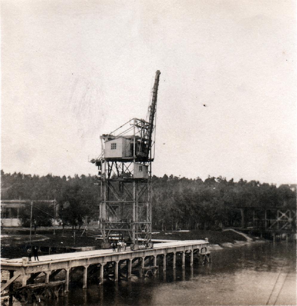 1929