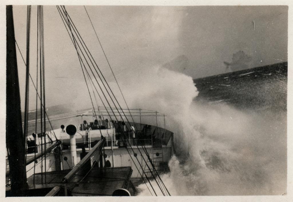 1929