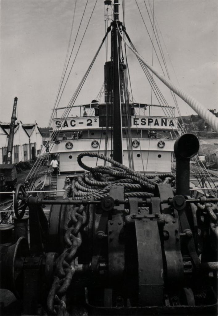 1942