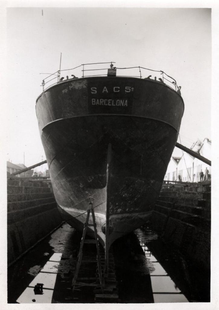 1943